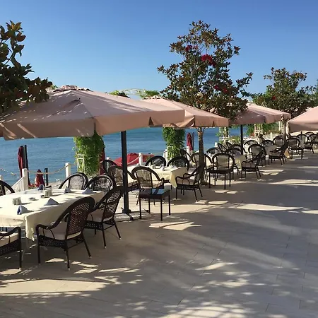 Apartment La Golden Sands