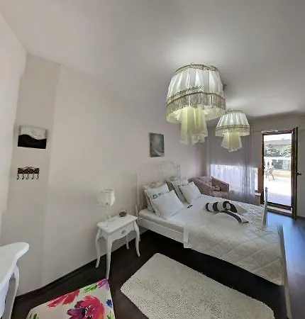 Apartment La Golden Sands